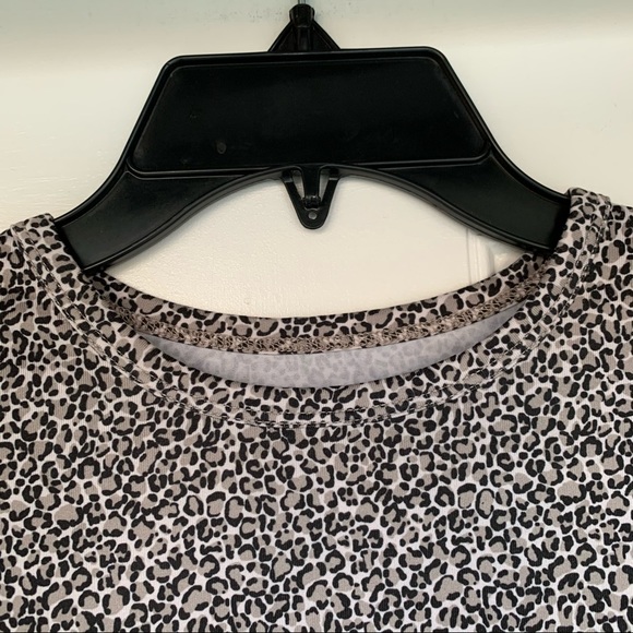 •Cuddl Duds• Microwear Animal Print Top-Size Small - Picture 4 of 6